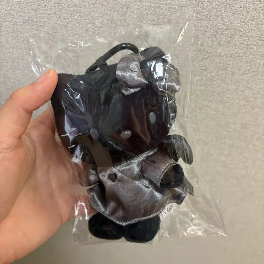 [BUNJANG] Authentic Unsealed Black Angel Kitty Keychain / 정품 미개봉 블랙 키티 엔젤 키티 키링<가격고정>