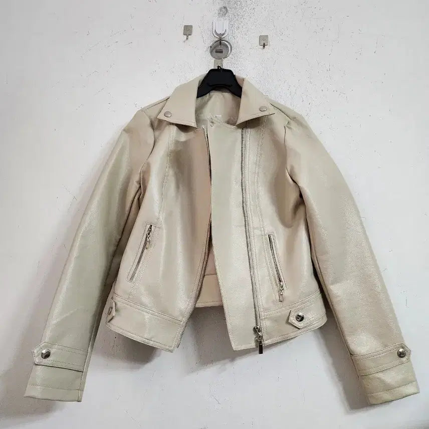 [BUNJANG] Ivory Leather Rider Cropped Jacket / 아이보리 레더 라이더 크롭자켓