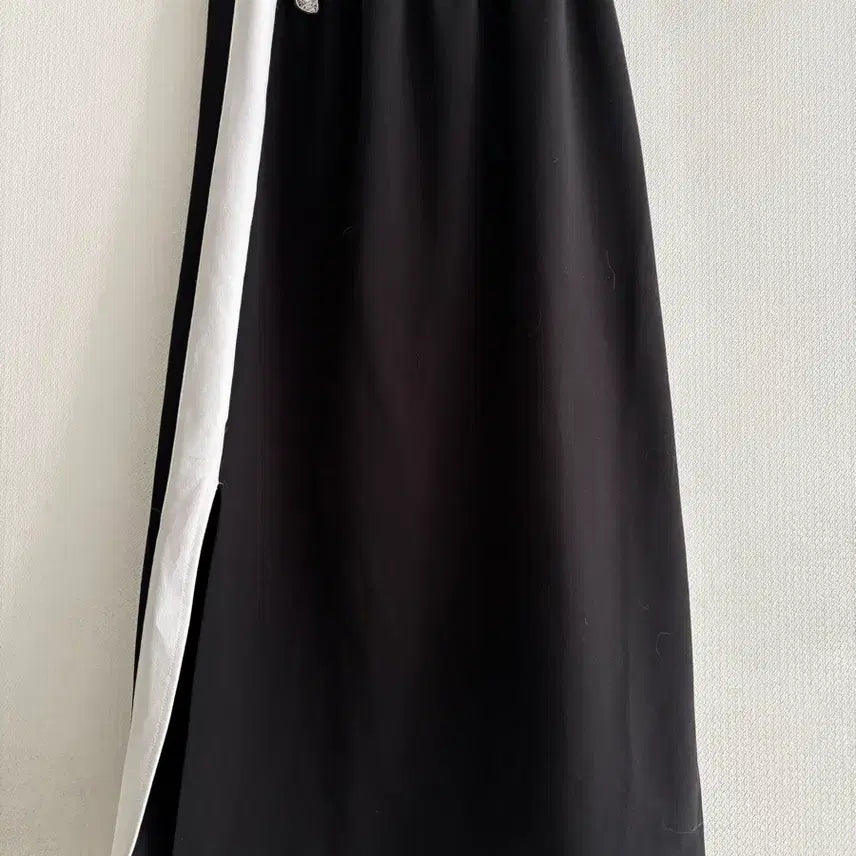 [BUNJANG] Life Work Side Slit Long Skirt / 라이프 워크 옆트임  롱 스커트