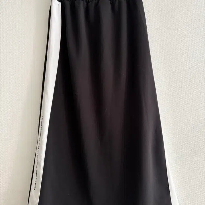 [BUNJANG] Life Work Side Slit Long Skirt / 라이프 워크 옆트임  롱 스커트