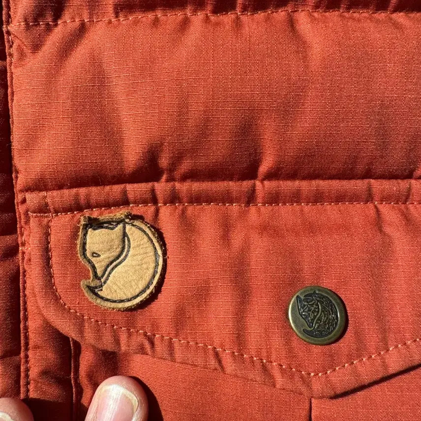 [BUNJANG] Fjällräven Padded Vest Brown S / 피엘라벤 패딩 조끼 브라운 S (M-L)