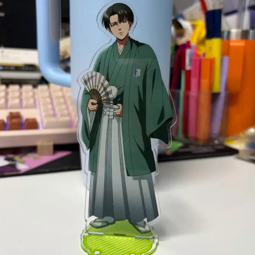 [BUNJANG] Levi Acrylic Stand Official / 리바이 아크릴(공식) 팝니다