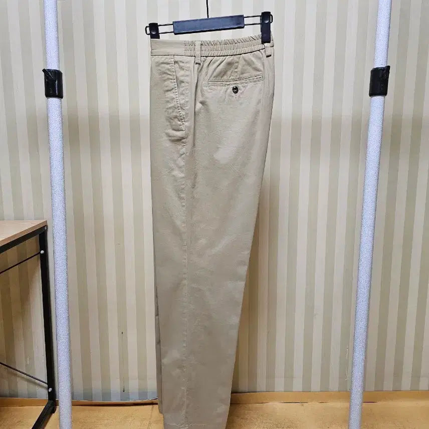 [BUNJANG] Henry Cotton’s Artibo Cotton Pants Beige / 헨리코튼 팬츠 코튼 52