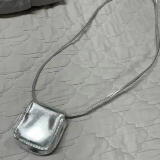 [BUNJANG] Silver Mini Bag / 실버미니백 새상품