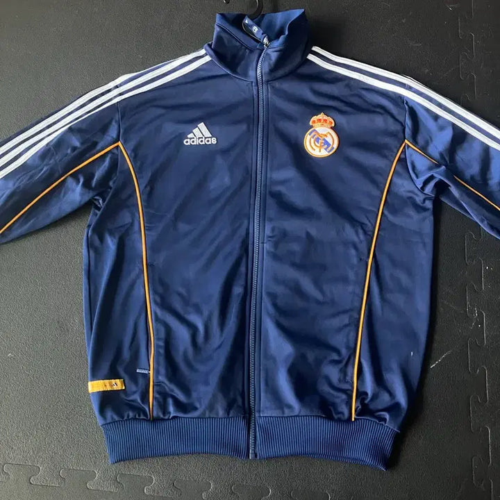 [BUNJANG] Adidas Real Madrid Collaboration Track Top Jacket L / 아디다스 레알마드리드 트랙탑 L