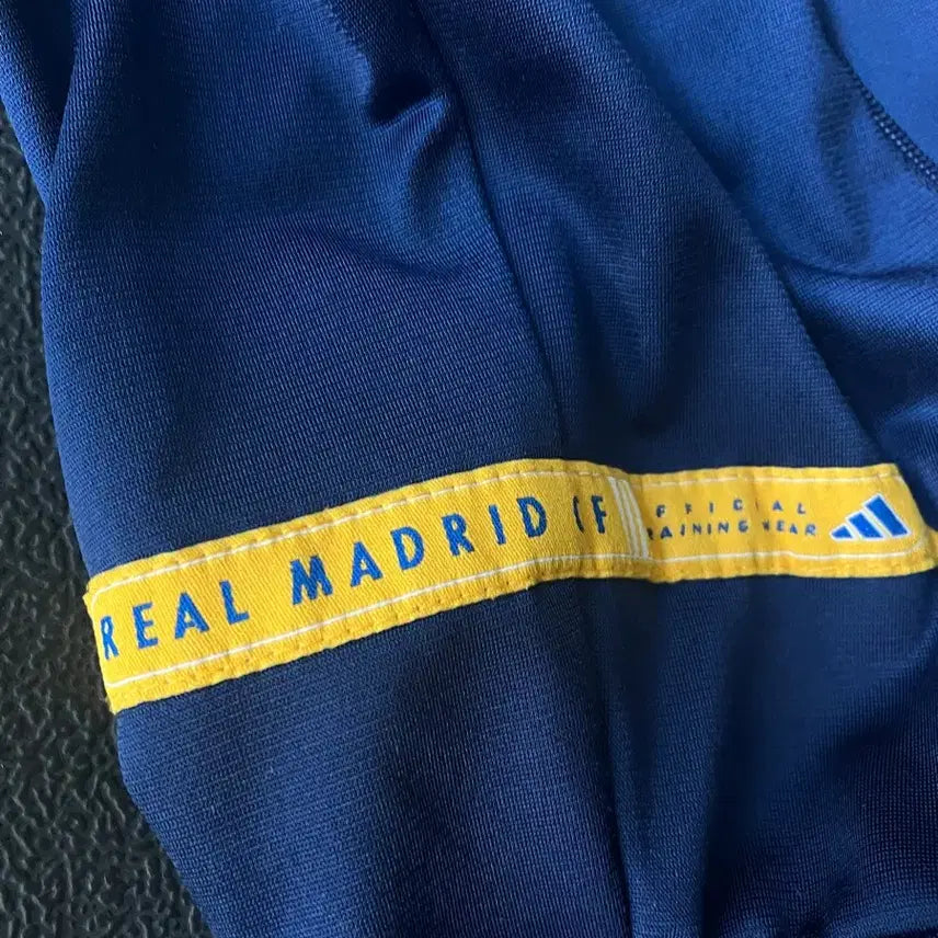 [BUNJANG] Adidas Real Madrid Collaboration Track Top Jacket L / 아디다스 레알마드리드 트랙탑 L