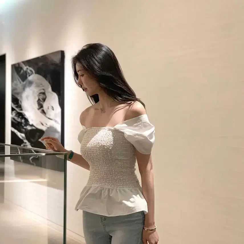 [SOLD OUT] 라플라 엔젤 스모크탑 화이트 S 새상품 택달림 오프숄더 2way 블라우스