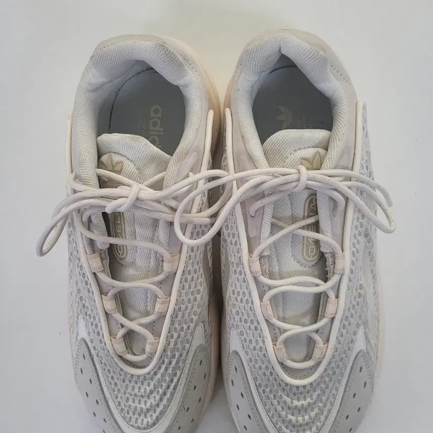 [BUNJANG] Adidas Ozweego White Mesh Sneakers / 아디다스 오즈위고 화이트 메쉬 운동화