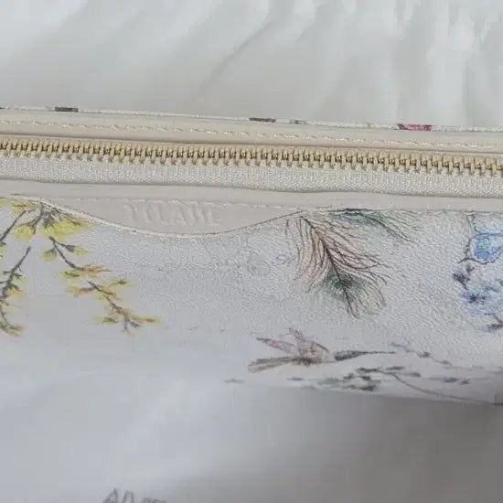 [BUNJANG] Alviero Martini 1A Classe Flower Clutch Bag / 알베로 마르티니 1A클라쎄 플라워 클러치백