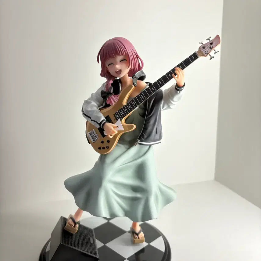 [BUNJANG] Wave 1/7 Scale Figure Kikuri Hiroi - Bocchi the Rock! / 웨이브(Wave) 1/7스케일 피규어 봇치 더 록! 히로이 키쿠리