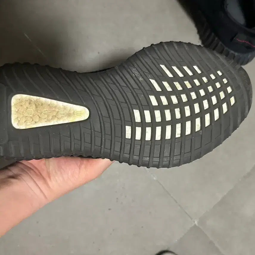 [BUNJANG] Adidas Yeezy Boost 350 Sneakers / 이지부스터 350