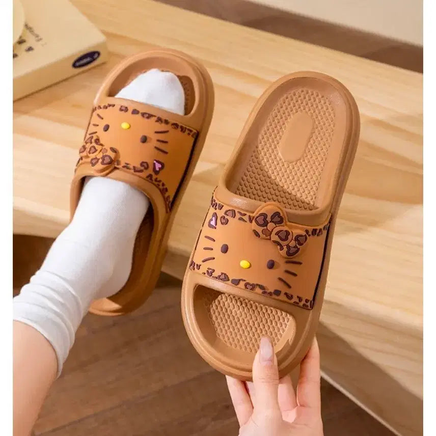 [BUNJANG] Sanrio Hello Kitty Leopard Print Slippers / 산리오 헬로키티 호피 레오파드 슬리퍼