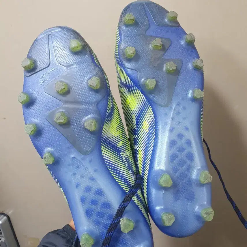 [BUNJANG] Nemesis 19.1 AG265 Soccer Cleats / 네메시스 19.1 ag265