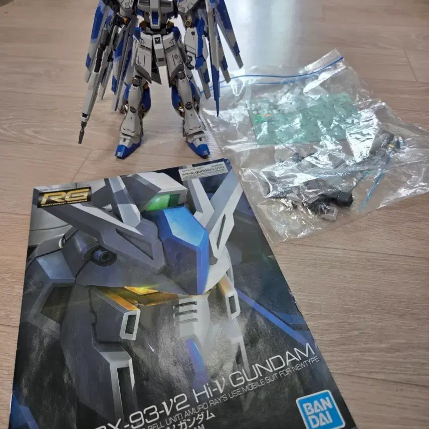 [BUNJANG] Bandai RG Hi-Nu Gundam (Partially Assembled) / 반다이 RG 하이뉴 건담 가조립