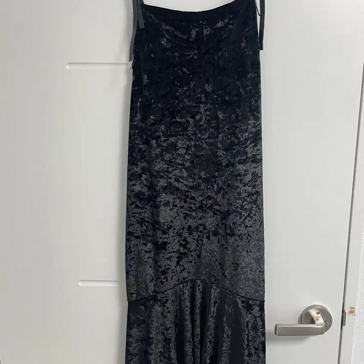 [BUNJANG] Velvet Camisole Dress New Arrival / 벨벳 나시 원피스 새상품