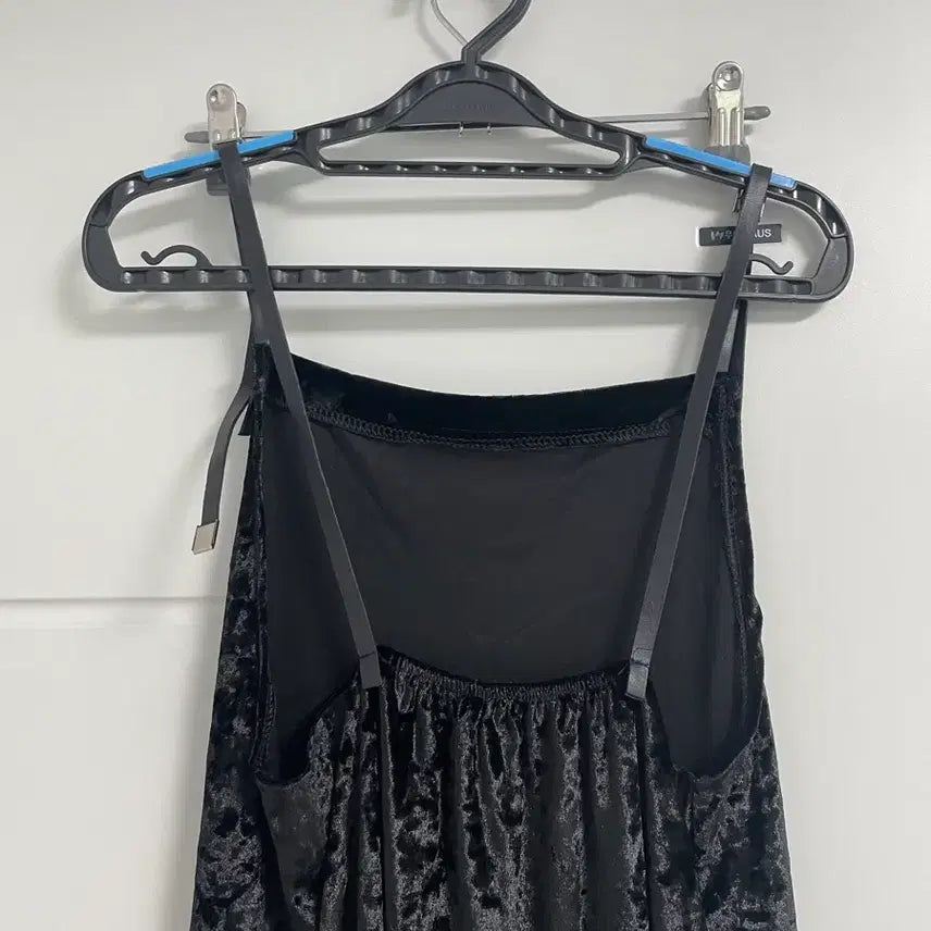 [BUNJANG] Velvet Camisole Dress New Arrival / 벨벳 나시 원피스 새상품
