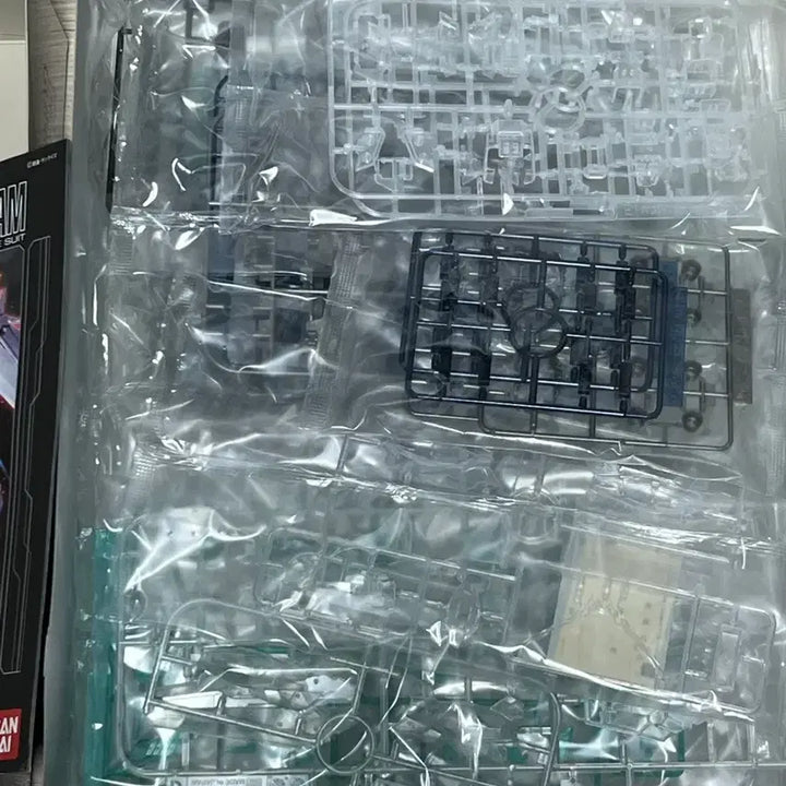 [BUNJANG] Bandai MG Unicorn Gundam Green Frame Clear Limited Edition / 반다이 MG 유니콘 건담 그린 프레임 클리어 한정판
