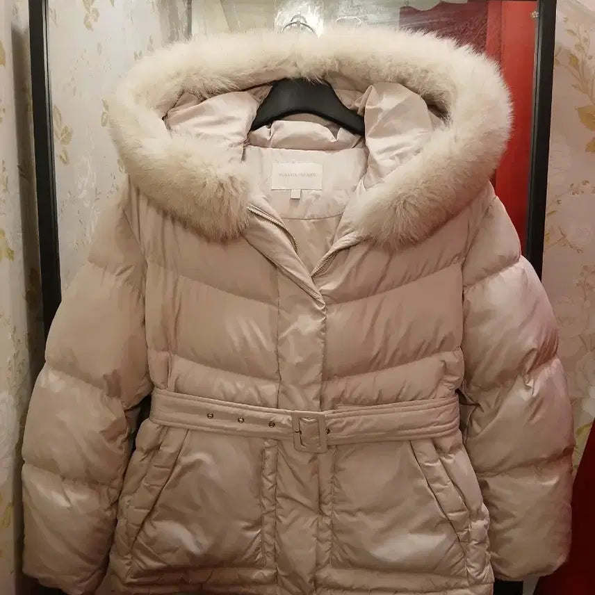 [BUNJANG] Plastic Island Hooded Short Padding with Fox Fur Trim (Ivory, S) / 7/26 플라스틱아일랜드 후드 여우털 숏패딩 아이보리 S