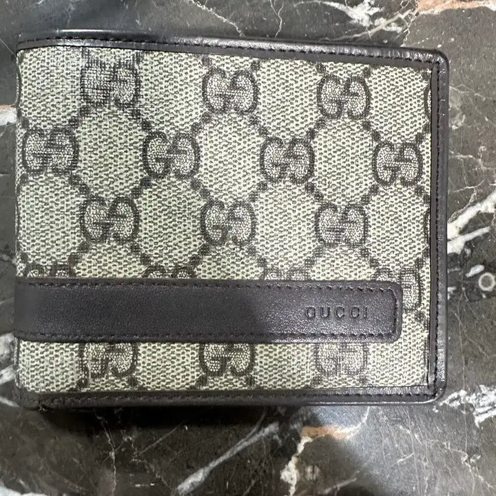 [BUNJANG] Gucci GG Supreme Bifold Wallet / 구찌 GG 수프림 반지갑