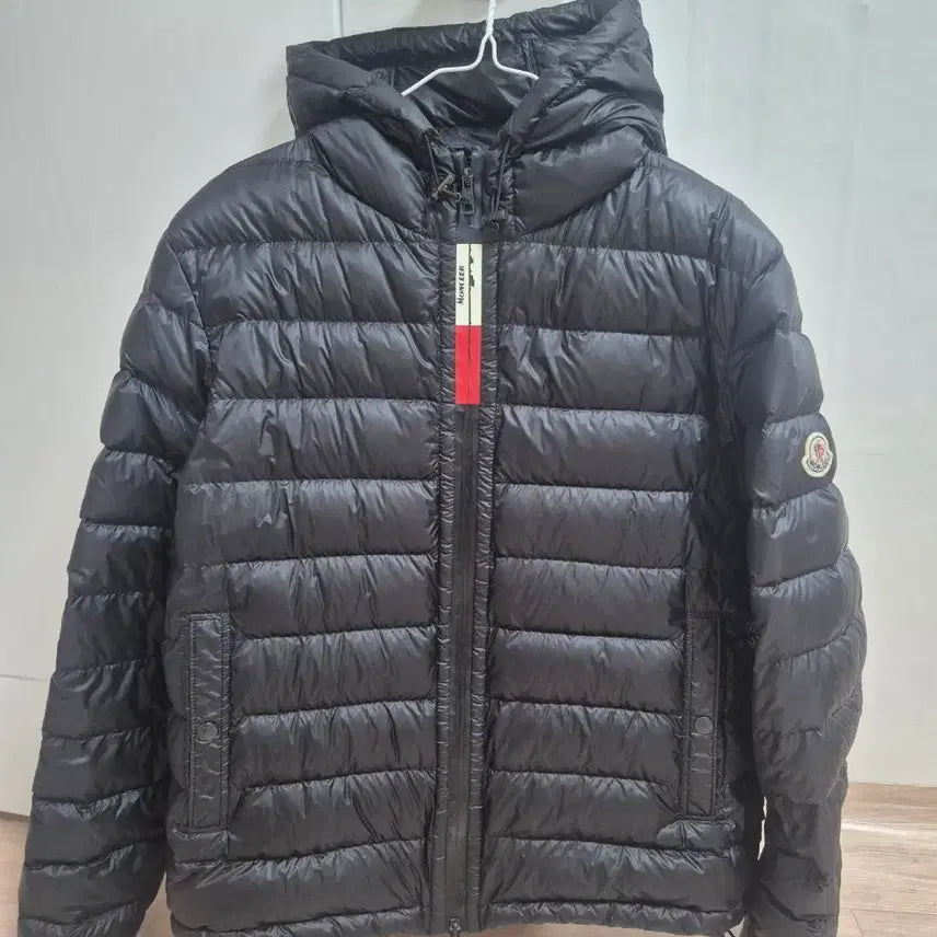 [BUNJANG] Moncler Black Hooded Lightweight Padded Jacket TG 5 / 몽클레어 블랙 패딩 후드 점퍼