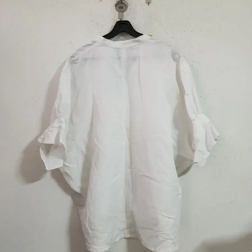 [BUNJANG] ANYOU White Puff Blouse / ANYOU 화이트 퍼프 블라우스