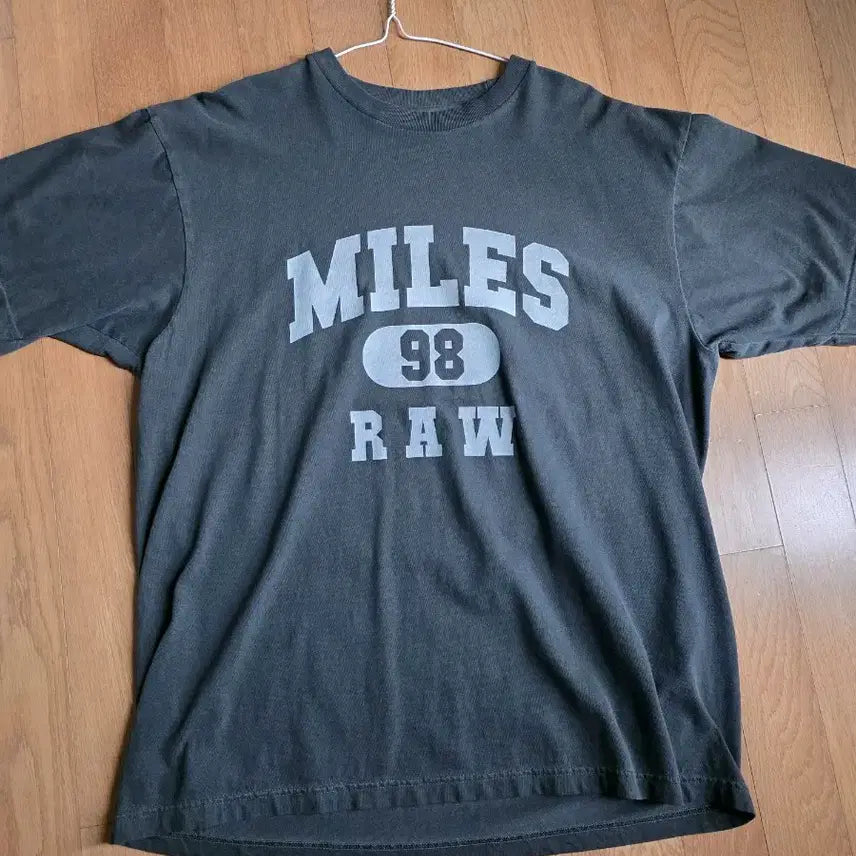 [BUNJANG] MILES RAW Vintage Printing Short Sleeve T-Shirt (L) / MILES RAW 빈티지 프린팅 반팔 티셔츠 L