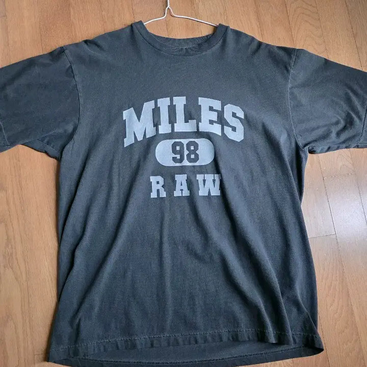 [BUNJANG] MILES RAW Vintage Printing Short Sleeve T-Shirt (L) / MILES RAW 빈티지 프린팅 반팔 티셔츠 L