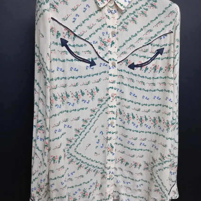 [BUNJANG] Thursday Island Rayon Long Sleeve Blouse Beige Floral Pattern / 새 써스데이아일랜드 춘하추 레이온 긴팔블라우스 55.44