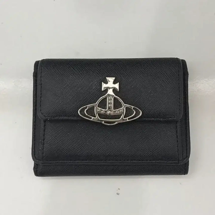 [BUNJANG] Vivienne Westwood Saffiano Orb Flap Wallet Black / 비비안웨스트우드 사피아노 여성 반지갑 바이오그린 오브 플랩 월렛 블랙