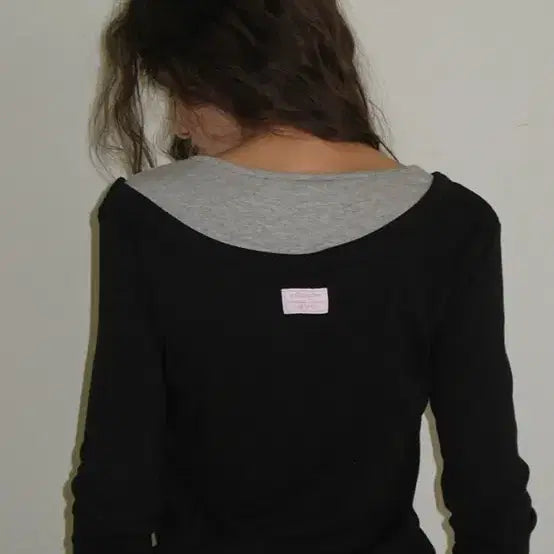 [BUNJANG] Ronron Unbalance Heart Button Layered T-Shirt Black / 론론 UNBALANCE HEART BUTTON LAYERED T SHIR