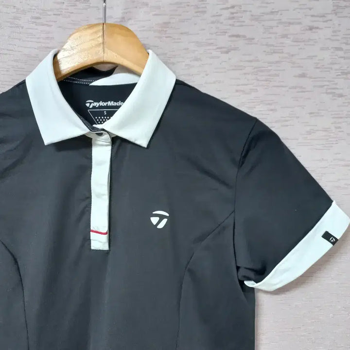 [SOLD OUT] B5-1/테일러메이드 블랙 반팔 티셔츠 여성