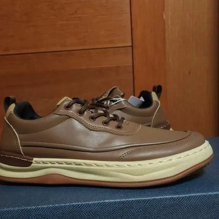[BUNJANG] Fashion Sneakers Casual Shoes / 패션 워커 부츠 265 270 새상품 스니커즈 운동화