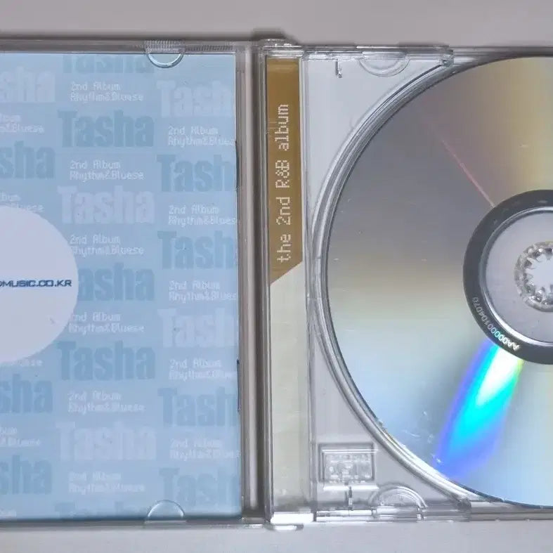 [BUNJANG] Tasha (Yoon Mi-rae) 2nd Album (Unsealed CD) / t 윤미래 2집 (개봉 CD)