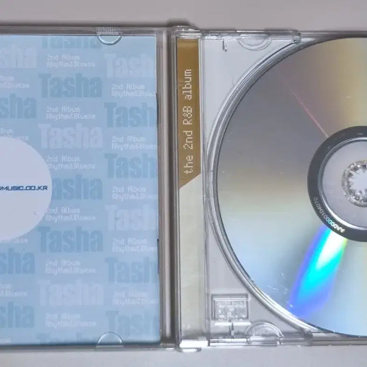 [BUNJANG] Tasha (Yoon Mi-rae) 2nd Album (Unsealed CD) / t 윤미래 2집 (개봉 CD)
