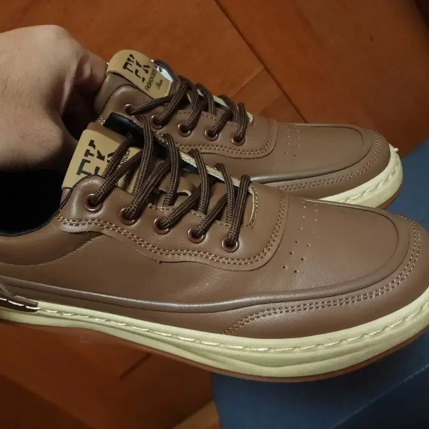 [BUNJANG] Fashion Sneakers / 패션 워커 부츠 265 270 새상품 스니커즈 운동화