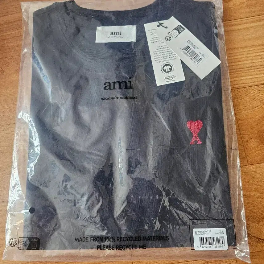 [BUNJANG] Ami Small Heart Long Sleeve Navy L / 아미 스몰 하트 롱슬리브 네이비 L