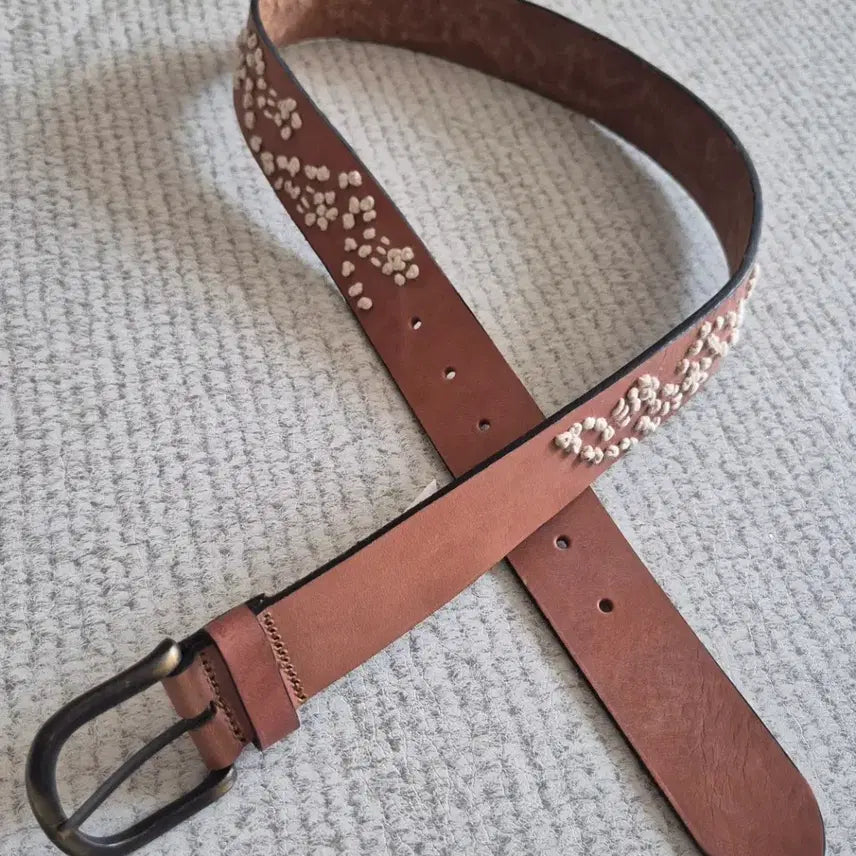[BUNJANG] Vintage Embroidered Genuine Leather Belt (32-36 inches) / 빈티지 자수 소가죽 벨트 (32~36인치) 남성용 벨트