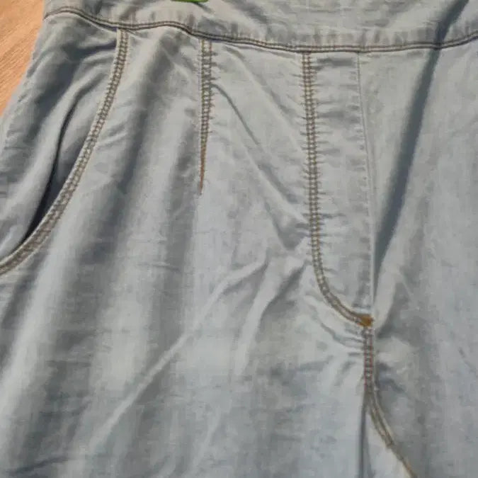 [BUNJANG] AROUND 23 Light Blue Denim Wide Pants (Size M) / AROUND 23 연청 데님 와이드 팬츠