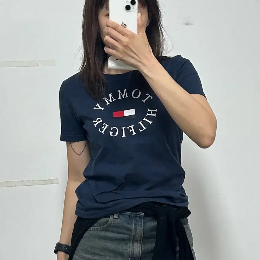 [BUNJANG] Tommy Hilfiger Essential Crewneck T-Shirt Navy / 타미힐피거 에센셜 크루넥 티셔츠 네이비