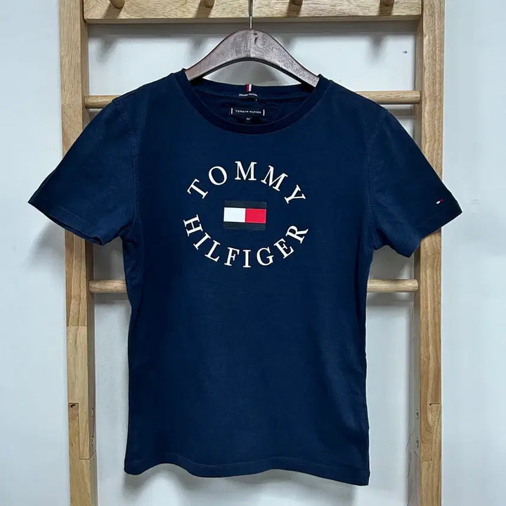 [BUNJANG] Tommy Hilfiger Essential Crewneck T-Shirt Navy / 타미힐피거 에센셜 크루넥 티셔츠 네이비
