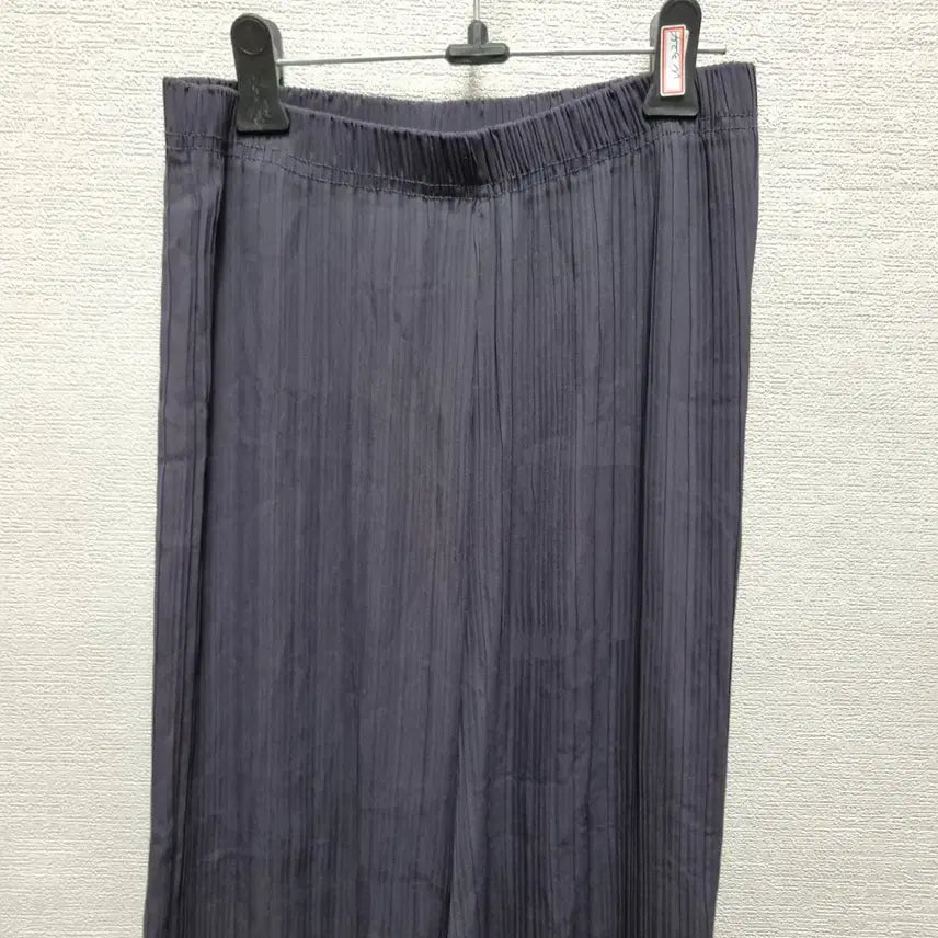 [BUNJANG] Pleated Wide Slacks Navy / w324 플리츠 와이드 팬츠