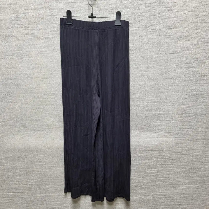 [BUNJANG] Pleated Wide Slacks Navy / w324 플리츠 와이드 팬츠