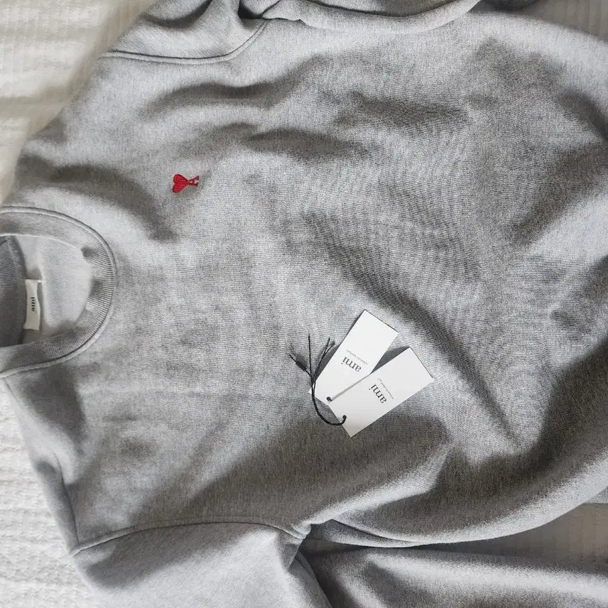 [BUNJANG] AMI Paris Sweatshirt / 아미 맨투맨 l