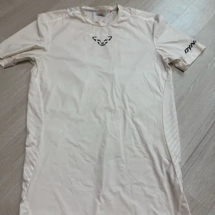 [BUNJANG] Dynafit Tech Fit Top Size 100 / 다이나핏 테크핏 판매합니다!