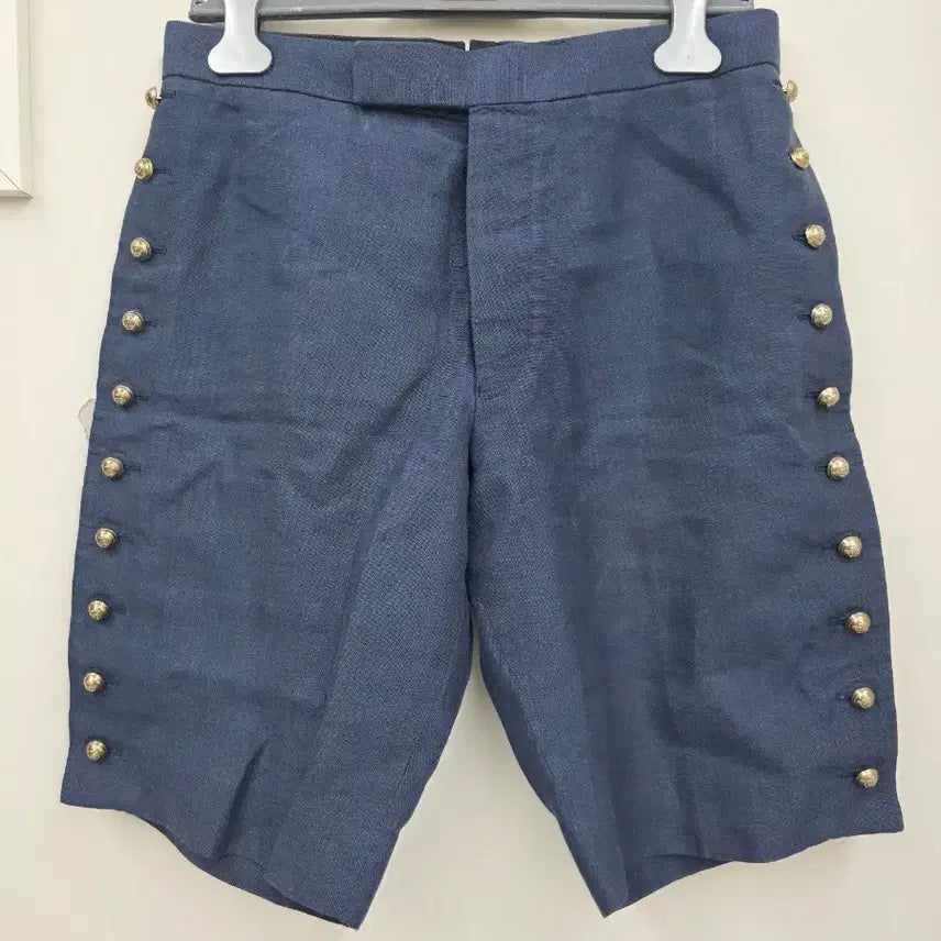 [BUNJANG] Thom Browne Navy Gold Button Linen Shorts / 톰브라운 네이비 금장 버튼 반바지