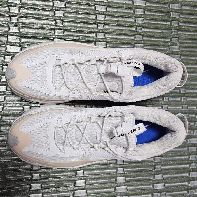 [BUNJANG] Nike Vomero 5 Summit White Sneakers (HJ4646-100) / 나이키 Vomero 롬 써밋 화이트 275 (HJ4646-100)