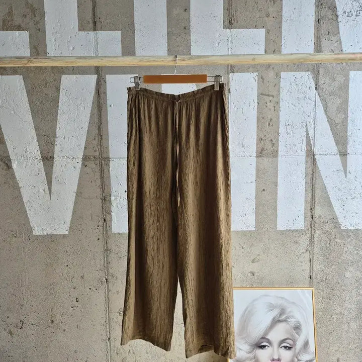 [SOLD OUT] 자라 시원 주름 와이드팬츠
