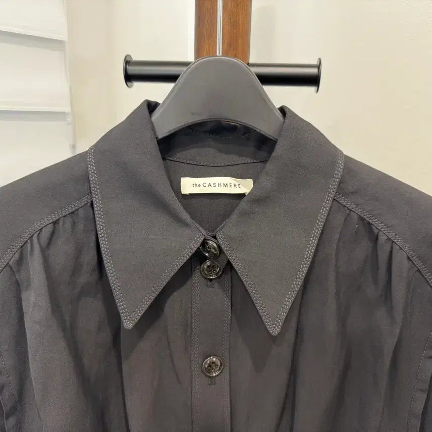 [BUNJANG] The Handsome The Cashmere Cropped Shirt Blouse Jacket / 한섬 더캐시미어 크롭 셔츠 블라우스/쟈켓(여성)