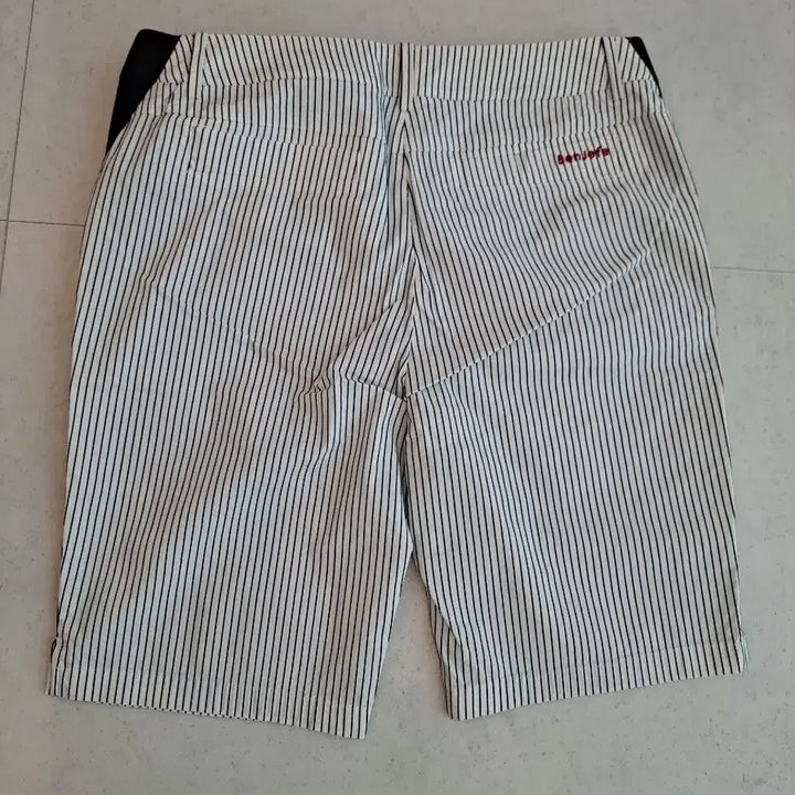 [BUNJANG] Benjefe Vertical Stripe Shorts / benjefe 세로 스트라이프 반바지