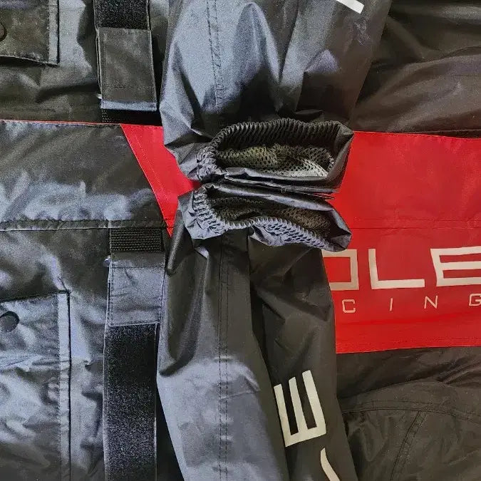 [BUNJANG] Polaicing Waterproof Raincoat Set S Black/Red / 폴레이싱 방수 우비 세트 S 블랙/레드 세제품